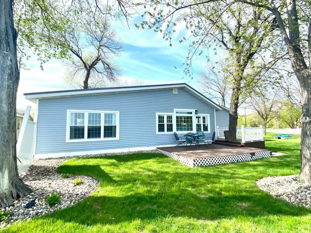 Ortonville, MN 56278,109 Mc Cloud ST