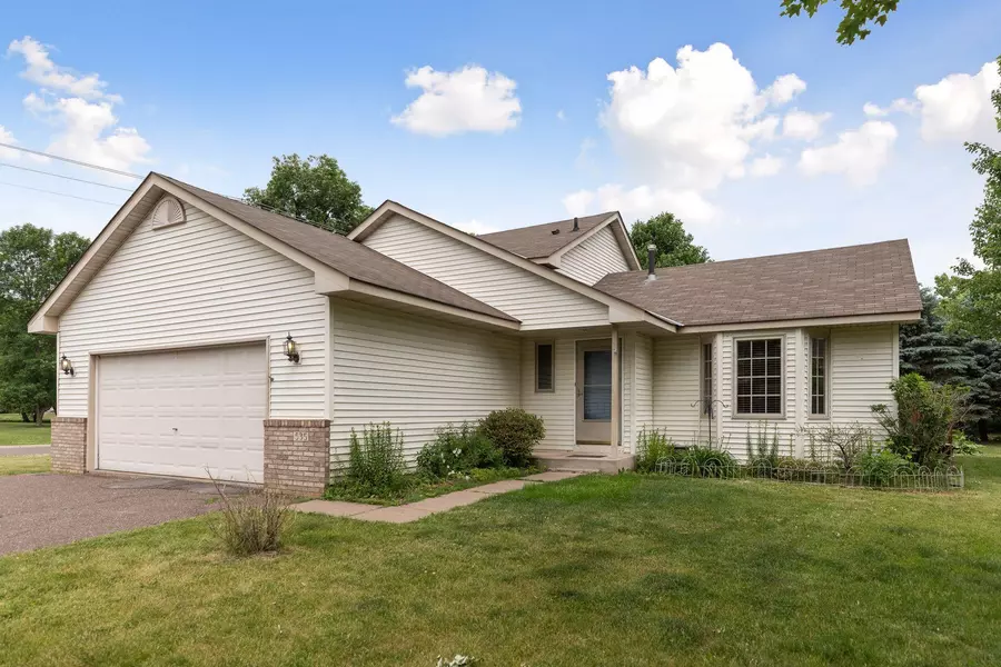 535 7th Street CT, Rush City, MN 55069