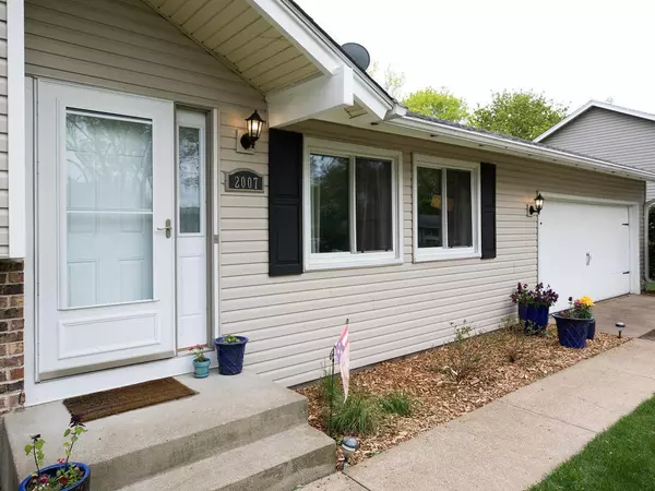 Burnsville, MN 55337,2007 E 115th ST