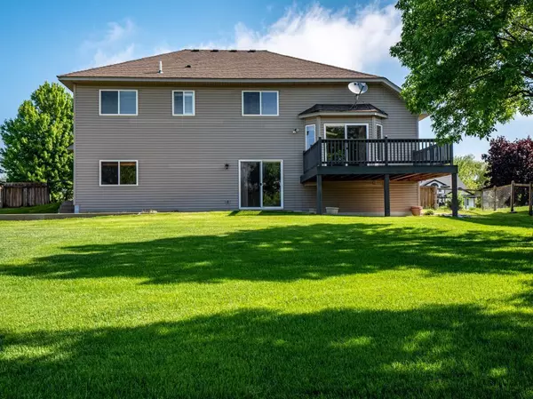 Albertville, MN 55301,5417 Kahler DR NE