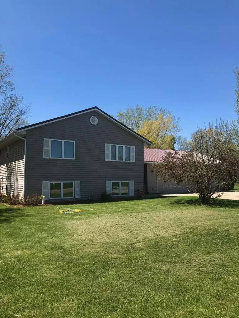 Hoffman, MN 56339,107 7th ST S