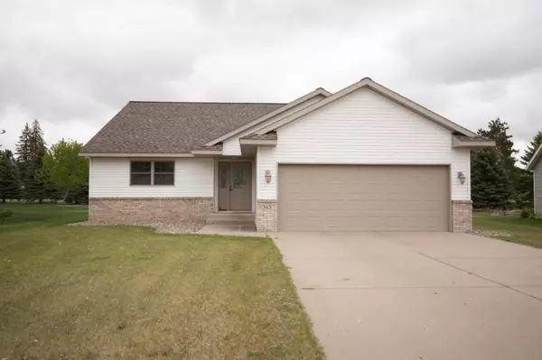 343 E River CIR, Sauk Centre, MN 56378