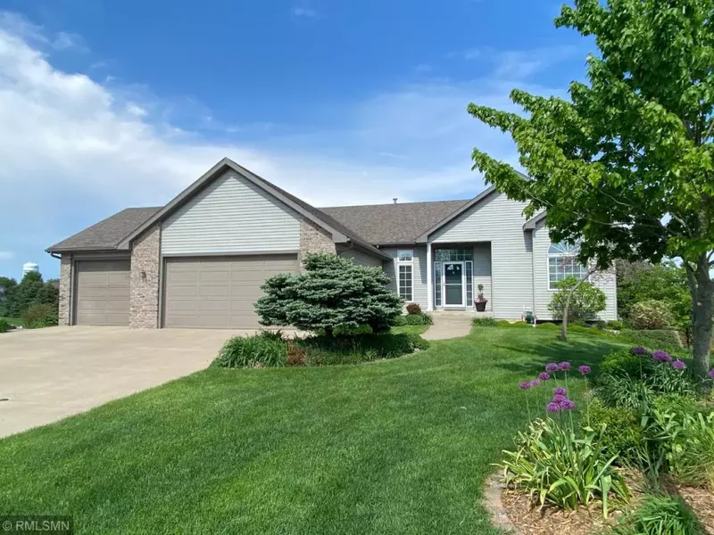 507 9th ST SE, Stewartville, MN 55976