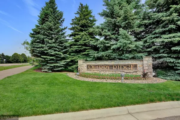 Woodbury, MN 55125,8630 Quarry Ridge LN #E