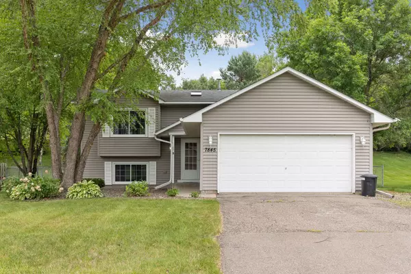 7845 Grinnell WAY, Lakeville, MN 55044