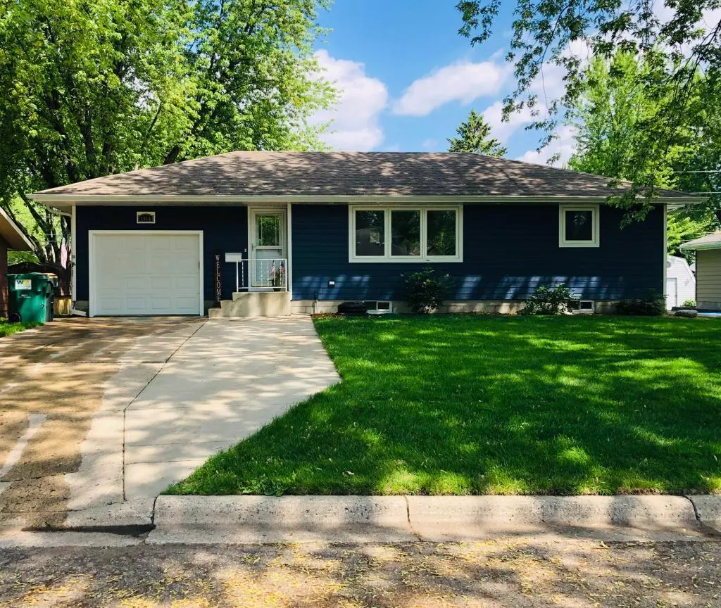 Glencoe, MN 55336,1615 11th ST E