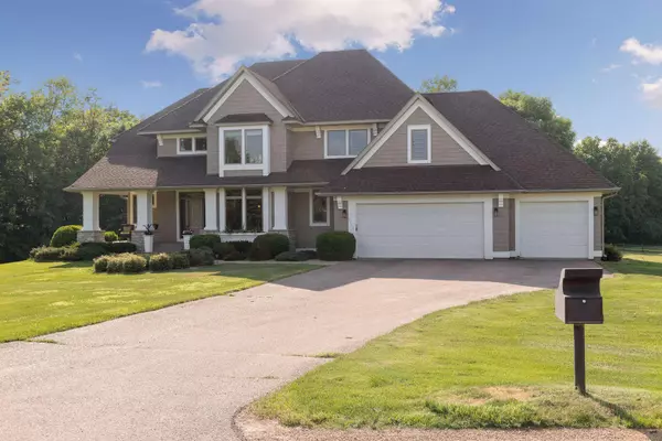 2155 Mcdow LN,  Independence,  MN 55359