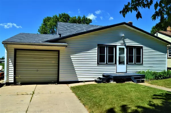 130 3rd ST N, Winsted, MN 55395