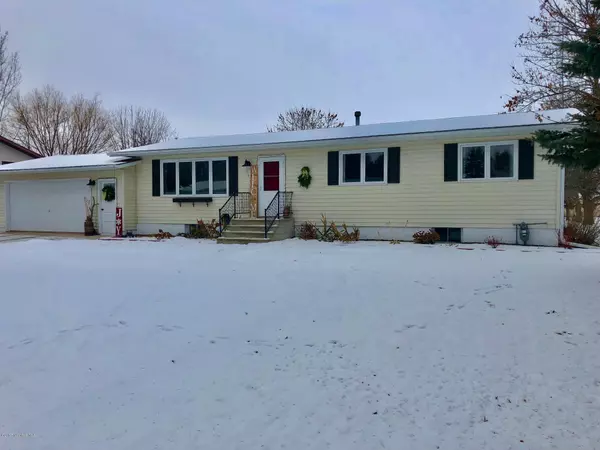 709 Main AVE S, Roseau, MN 56751