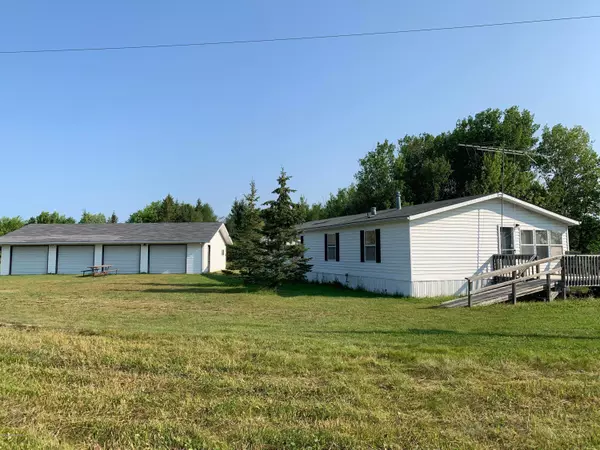 754 22nd AVE NW, Baudette, MN 56623