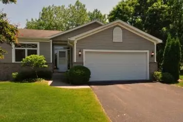 772 Monet LN, Mendota Heights, MN 55120