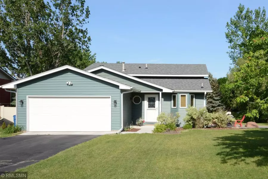 7220 Brian DR, Centerville, MN 55038