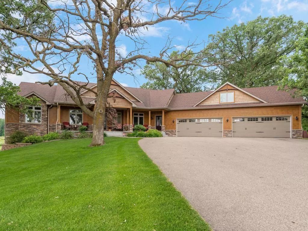 Prior Lake, MN 55372,6015 Winker LN