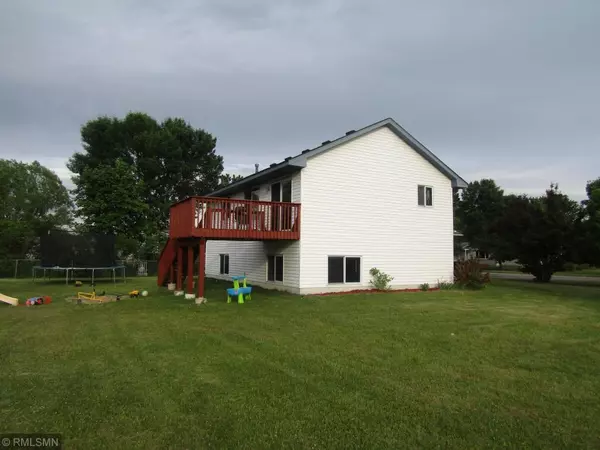 Isanti, MN 55040,524 Dogwood ST SW