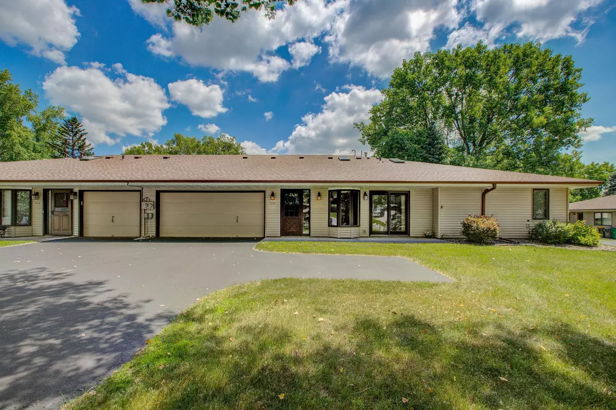 Inver Grove Heights, MN 55076,7674 Borman WAY