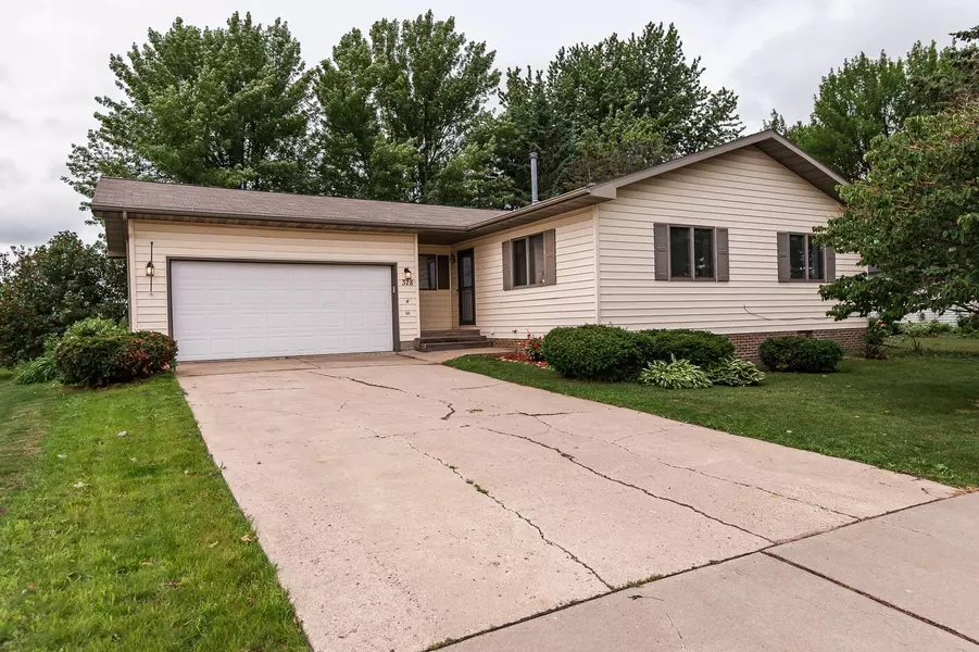 328 6th ST, Kenyon, MN 55946