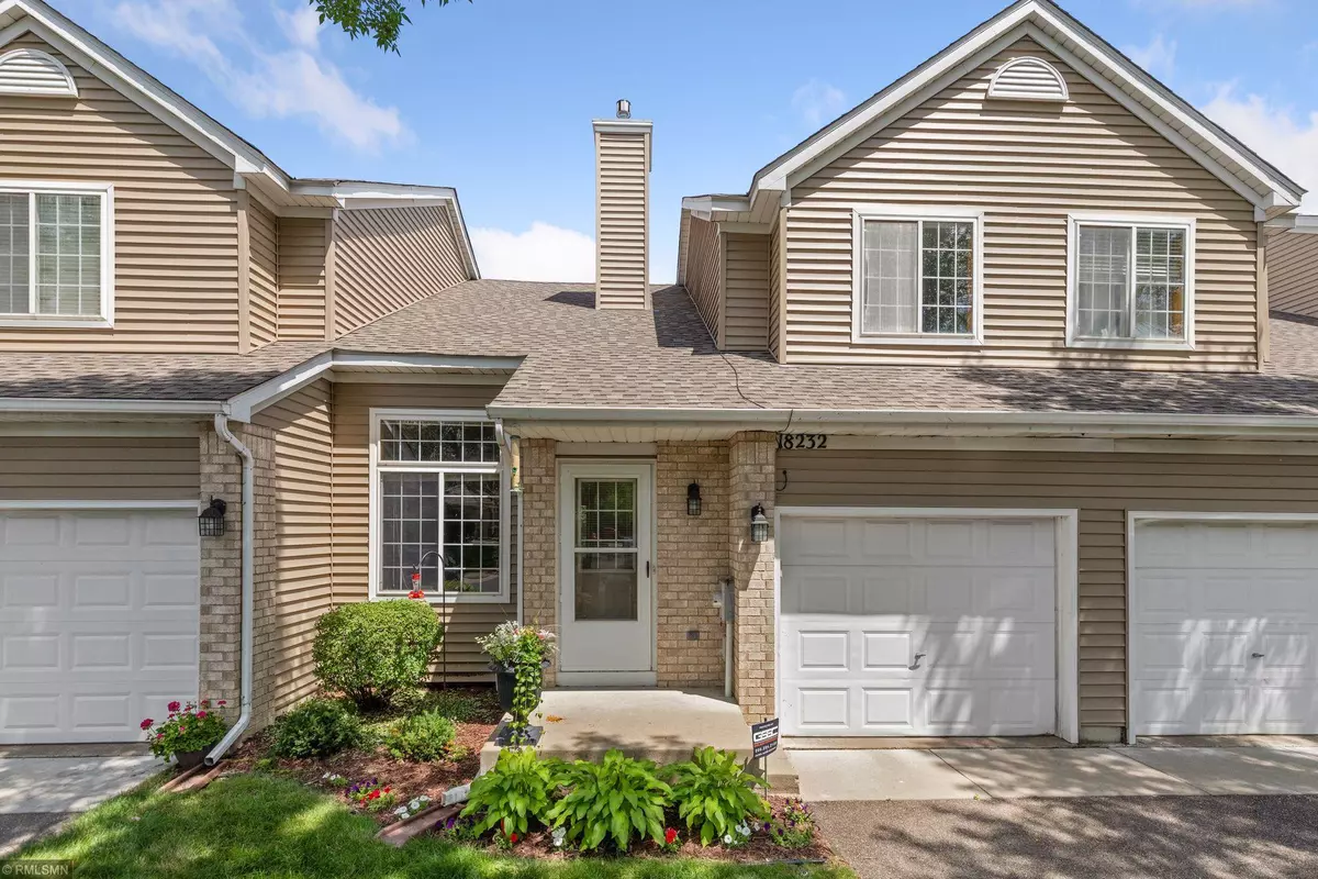 Eden Prairie, MN 55346,18232 Warbler LN