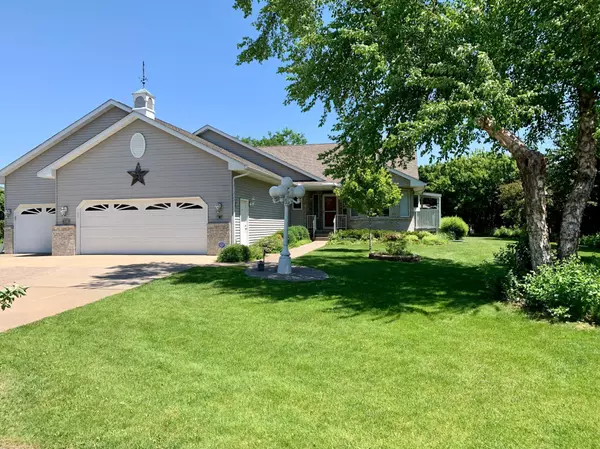 Lake City, MN 55041,629 Willers CT