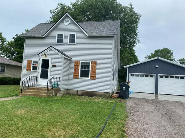 511 Vernon AVE, Morgan, MN 56266