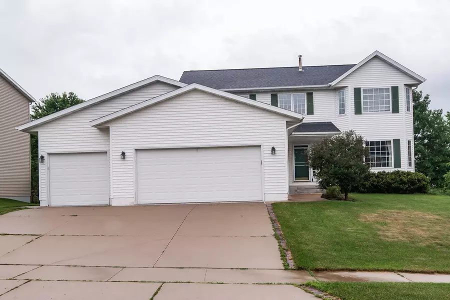 5946 Shetland DR NW, Rochester, MN 55901