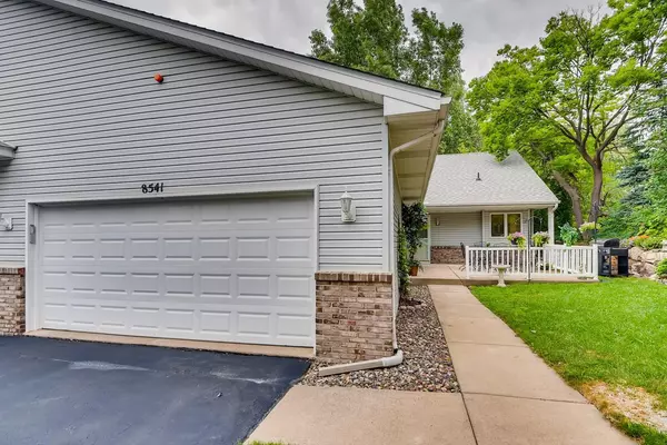 Apple Valley, MN 55124,8541 135th ST W