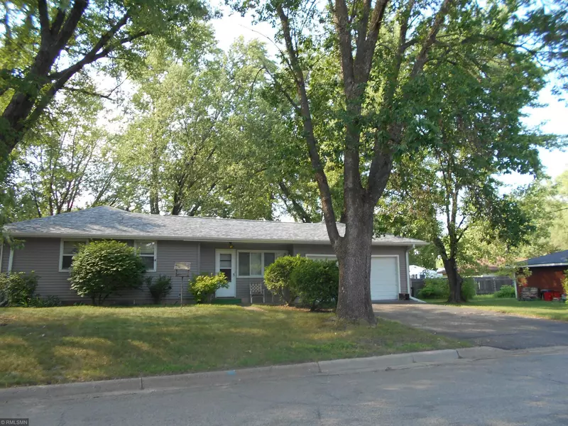 11739 Norway ST NW, Coon Rapids, MN 55448