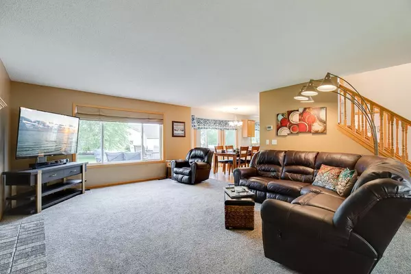 Prior Lake, MN 55372,5148 Wellington CT SE