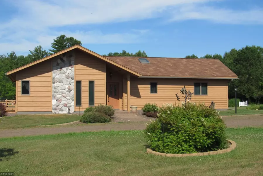 2805 County Road 3, Wrenshall, MN 55797