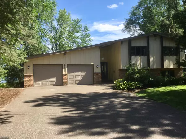 4456 Channel LN NE, East Bethel, MN 55092