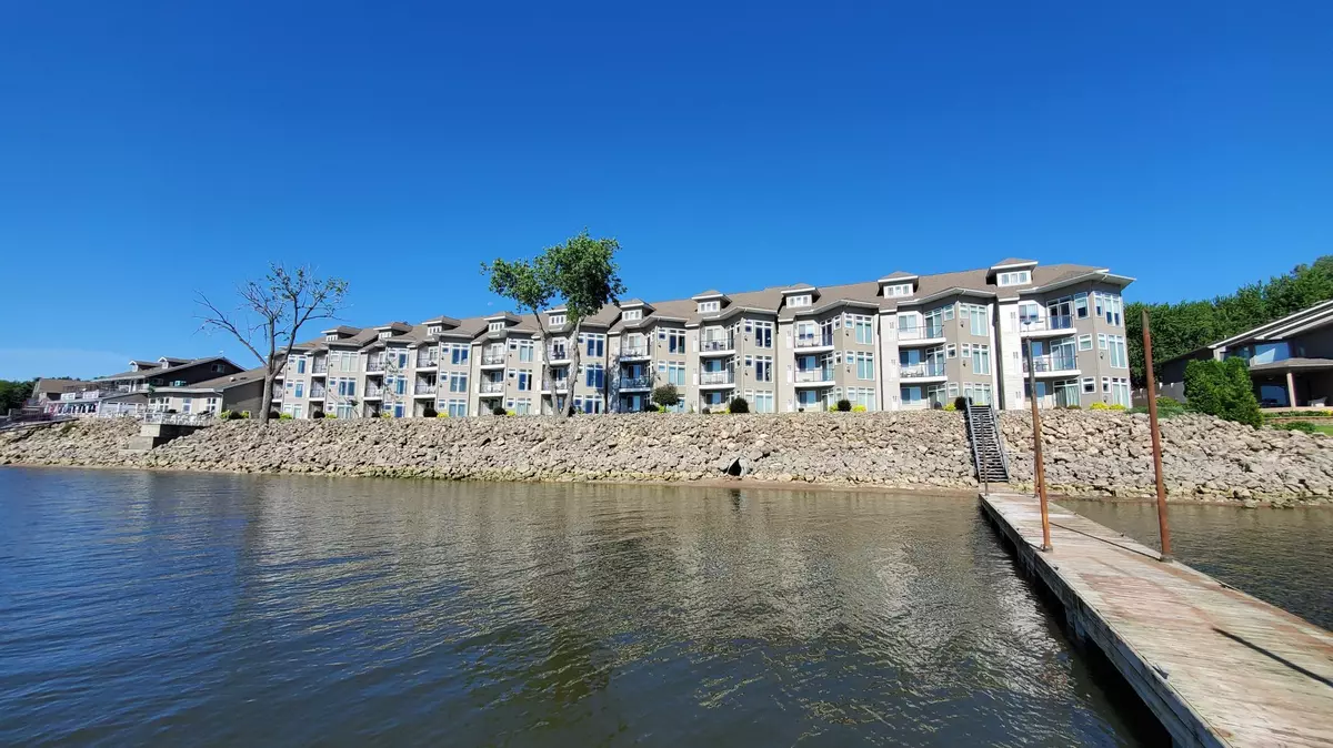 Lake City, MN 55041,100 Central Point Road #202