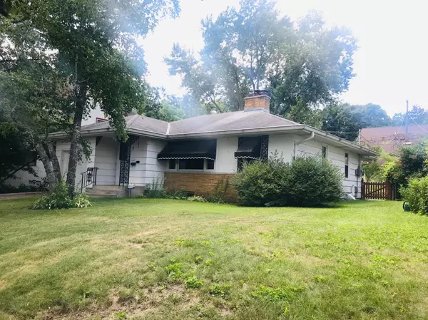 8 Washburn AVE S, Minneapolis, MN 55405