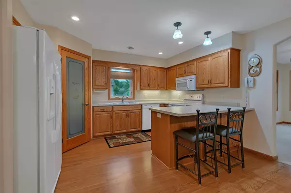 Waite Park, MN 56387,395 Wellington CIR