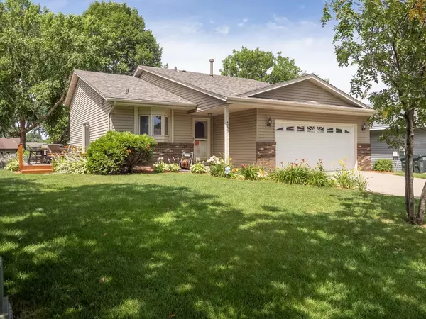 4233 Valley Forge PL, Eagan, MN 55123