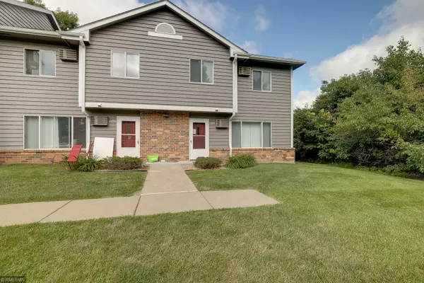 Chanhassen, MN 55317,710 W Village RD #108