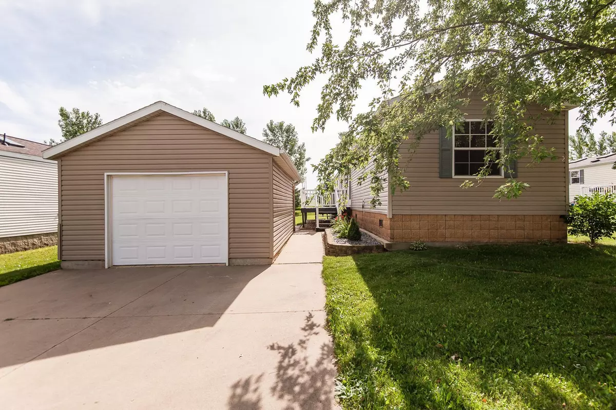 Rochester, MN 55904,745 Basil LN SE