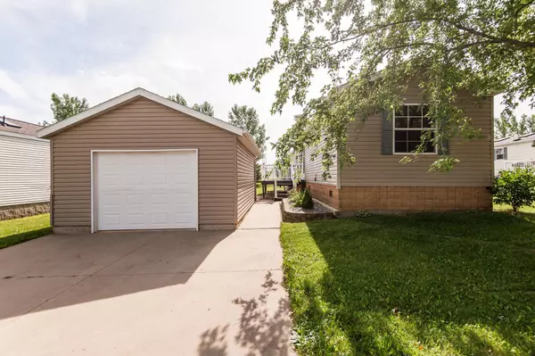 745 Basil LN SE, Rochester, MN 55904