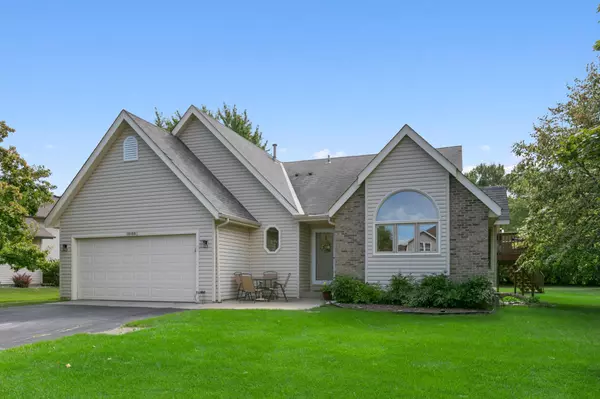 16168 Goodview CIR, Lakeville, MN 55044