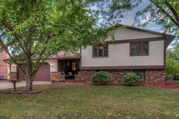 413 River Hills RD, River Falls, WI 54022