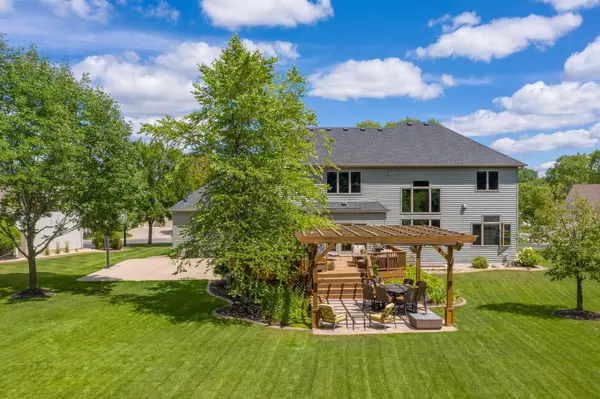 Champlin, MN 55316,10645 Shady Oak CT N