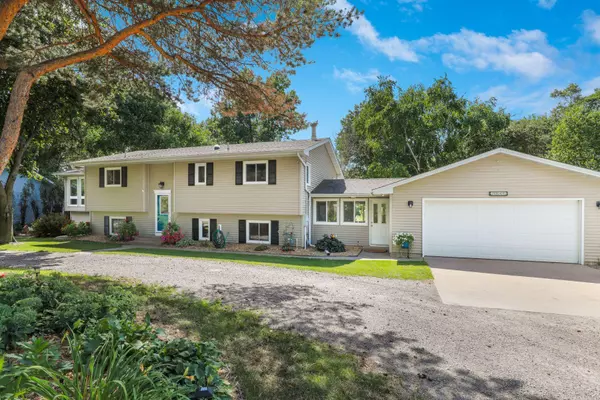 Shoreview, MN 55126,5845 Buffalo LN