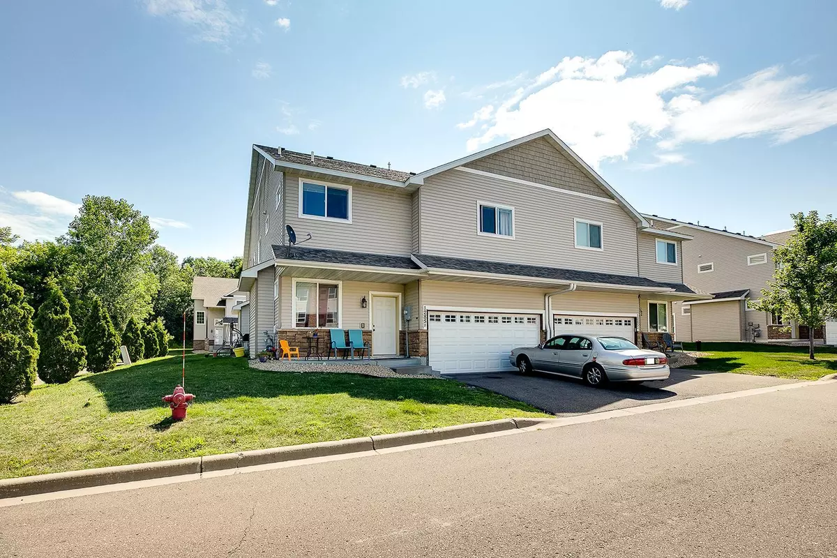 Vadnais Heights, MN 55109,1285 County Road D CIR E #B