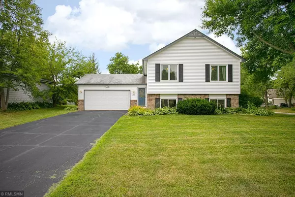 Eden Prairie, MN 55346,19091 Chennault WAY