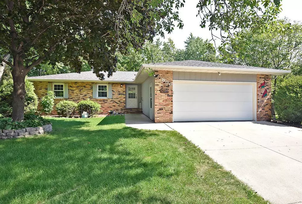 Owatonna, MN 55060,800 Cardinal DR