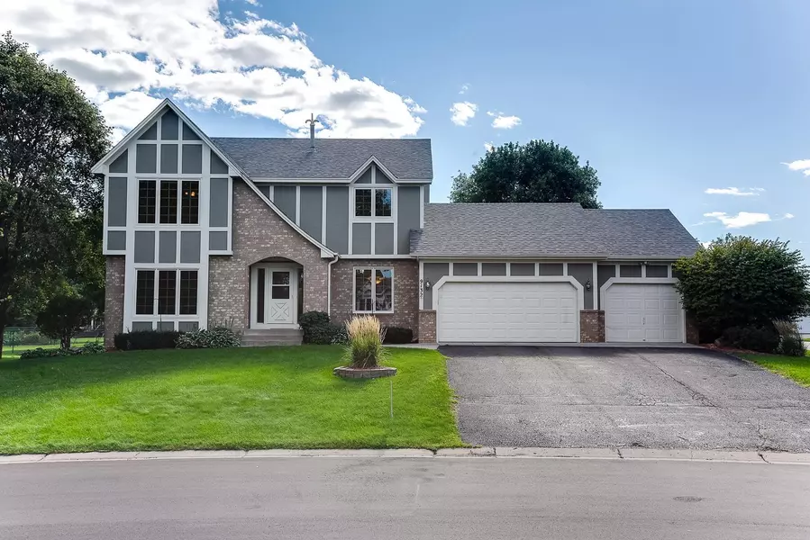 9132 Nantwick RDG, Brooklyn Park, MN 55443