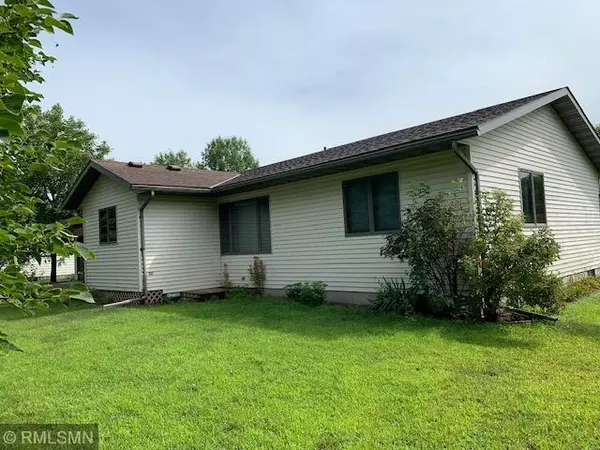 Little Falls, MN 56345,509 5th ST SE