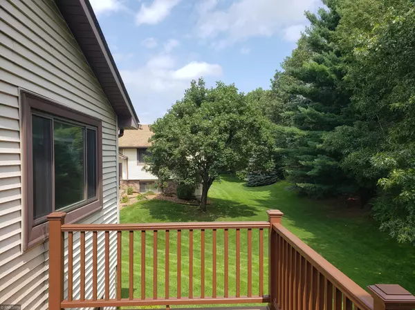 Shoreview, MN 55126,5600 Donegal DR