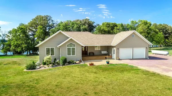 3 Schafer Shore DR, Sherburn, MN 56171