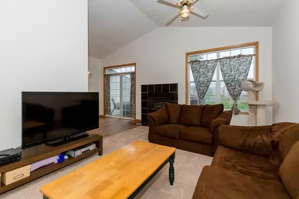 Shakopee, MN 55379,2376 Alysheba CT