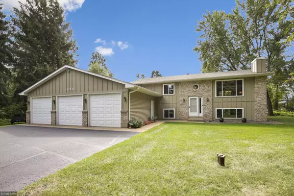 Lino Lakes, MN 55014,1036 Evergreen TRL