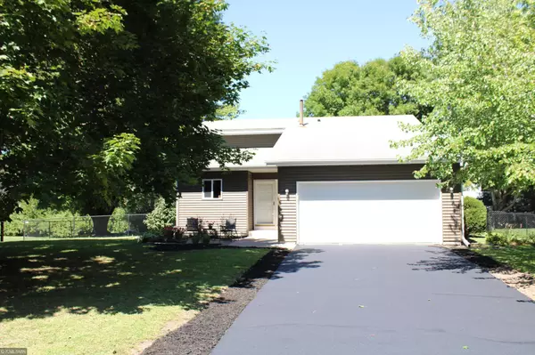 15629 Cornell TRL, Rosemount, MN 55068